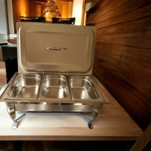 FOLDABLE CHAFING DISHES